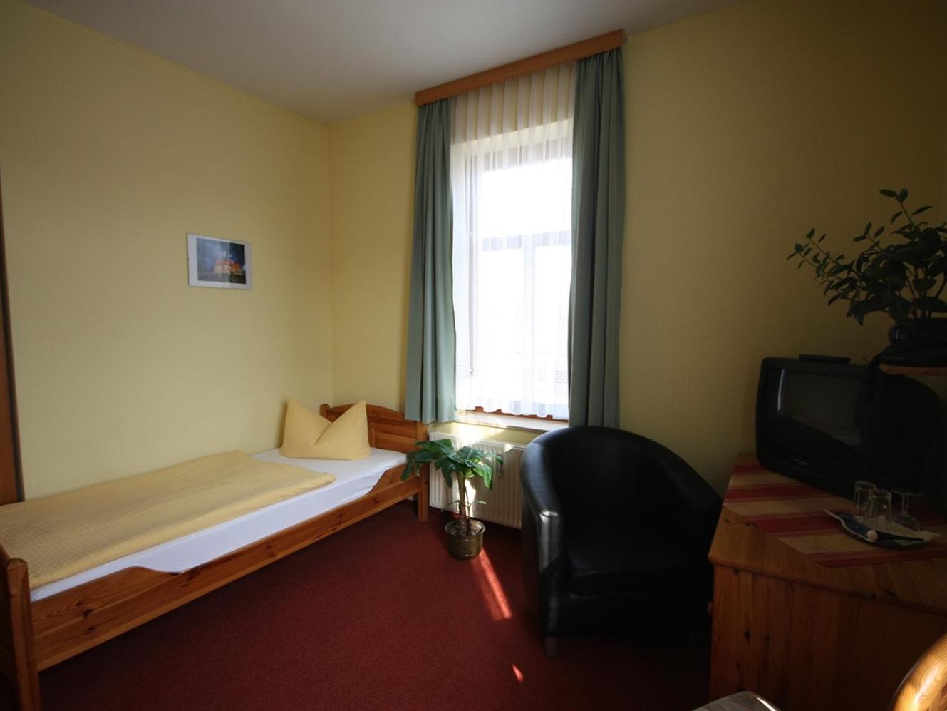 Pension Schmiedeschaenke Dresde Chambre photo
